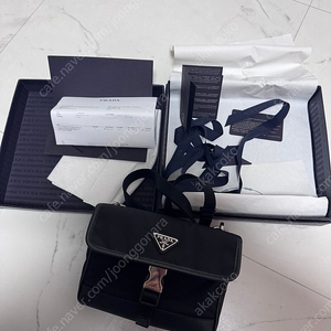 프라다 폰케이스 미니 크로스백