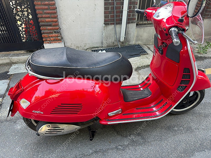 베스파 GTS125 17년식 판매--2