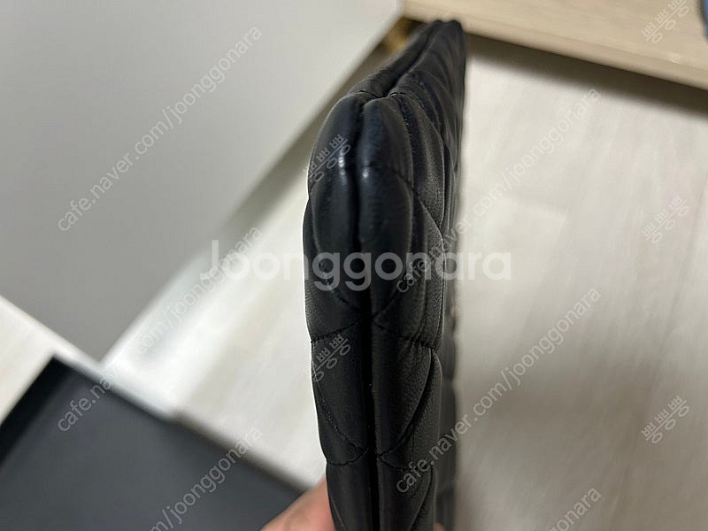샤넬 클래식 클러치 정품 팝니다--4