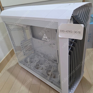 Fractal Design Torrent RGB TG Clear Tint (화이트) 대왕 토렌트