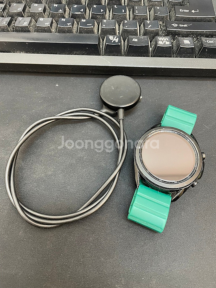 갤럭시워치3 블랙 45mm 상태좋은 중고5만 팝니다.--0