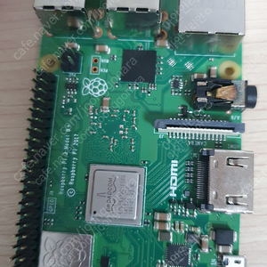 라즈베리파이3B+ (Raspberry PI 3 B+) 세트와 8MP V2 라즈베리파이캠 팝니다!