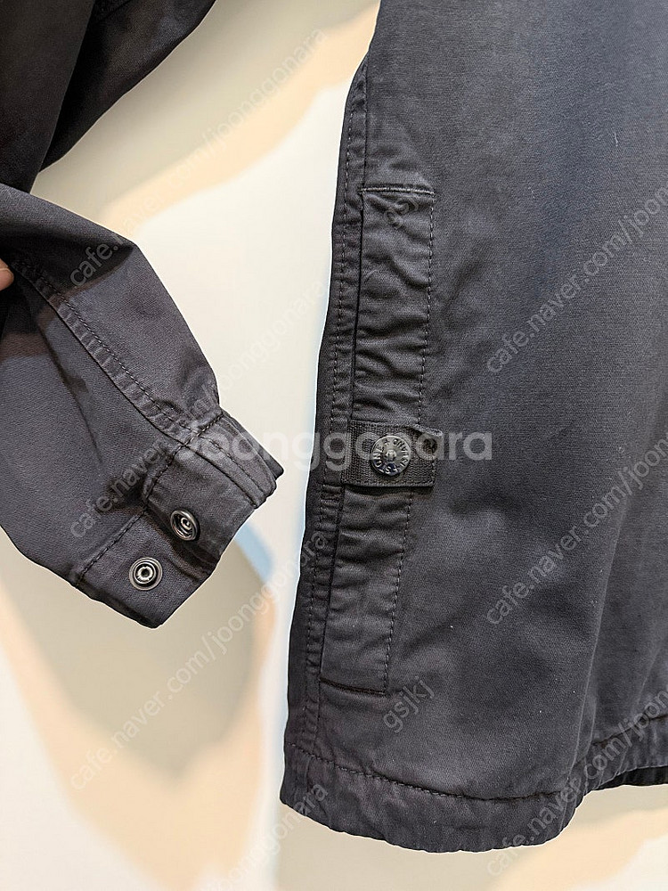 (L) 스톤아일랜드 25ss 올드이펙트 오버셔츠 블랙 ...--2