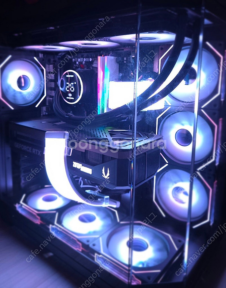 라이젠7 9800X3D RTX5080 고사양본체 팝니다--0