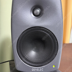 GENELEC 8330A 1조 + 8300-601 GLM 킷 + 9101B 무선 볼륨 컨트롤러 판매합니다