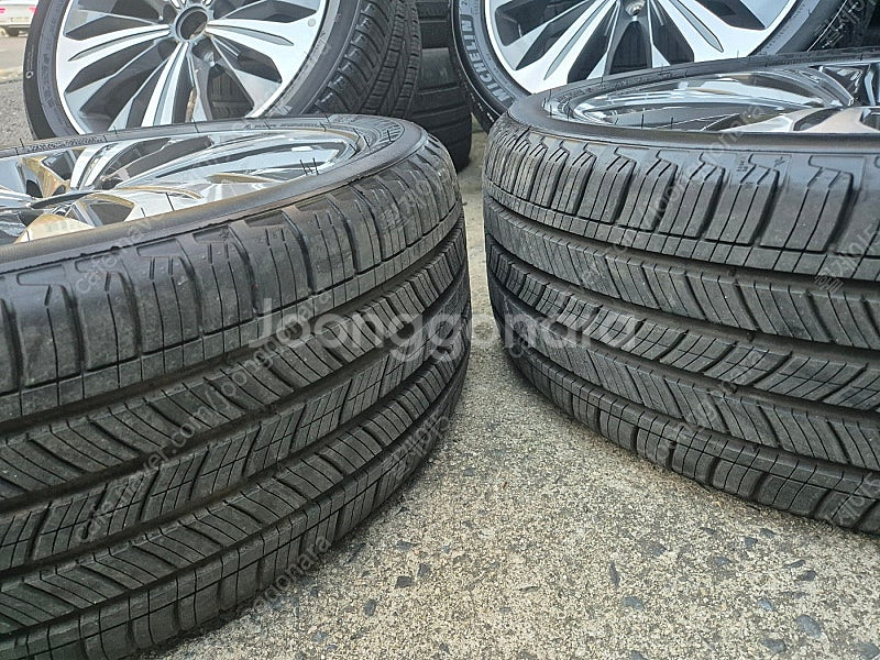 (판매)기아 k8 18인치 임판 휠타이어 245/45R...--1