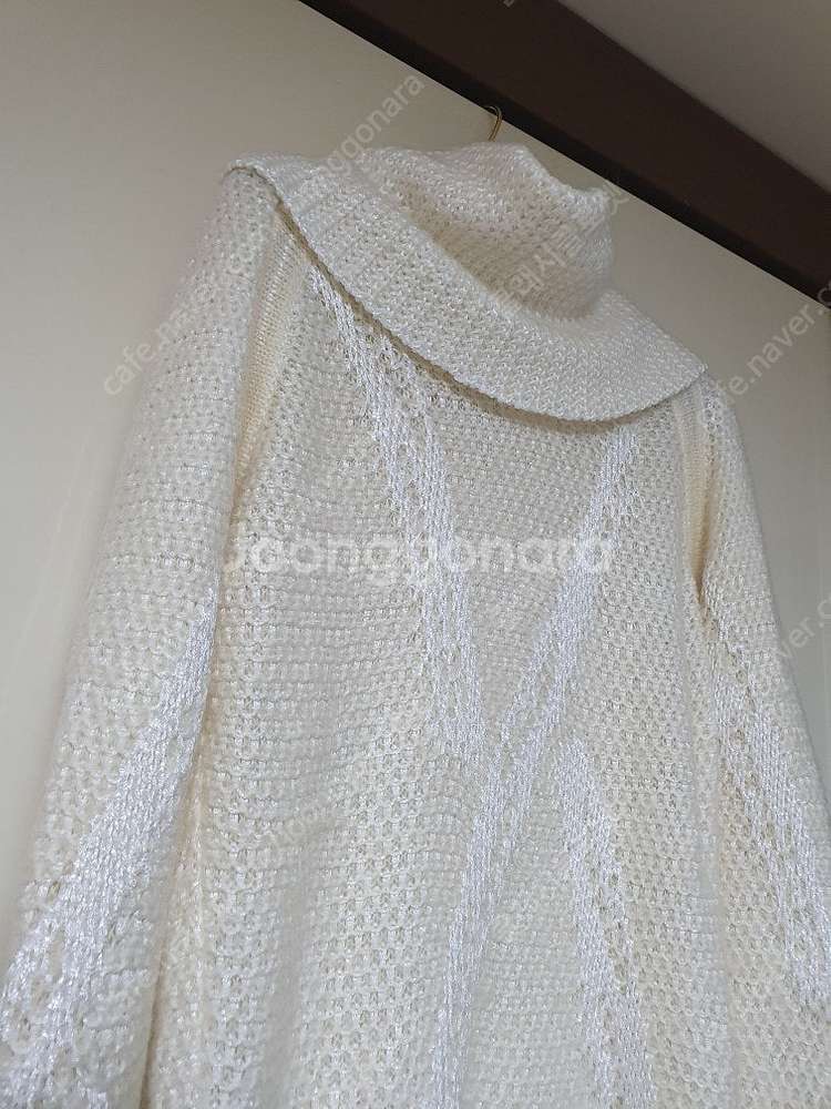 샤넬 CHANEL 아이보리 글리터링 터틀넥 니트 (42...--1