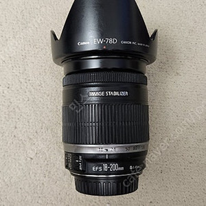 캐논 EF-S 18-200mm IS 렌즈 팝니다.