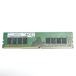 삼성 DDR4 16G-21300 (16G×1) 램 부품용 판매합니다.