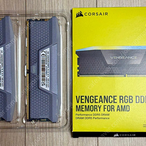 커세어 벤전스 RGB AMD DDR5 RAM 32GB (2x16GB) 6000MHz(CL30)를 팝니다.