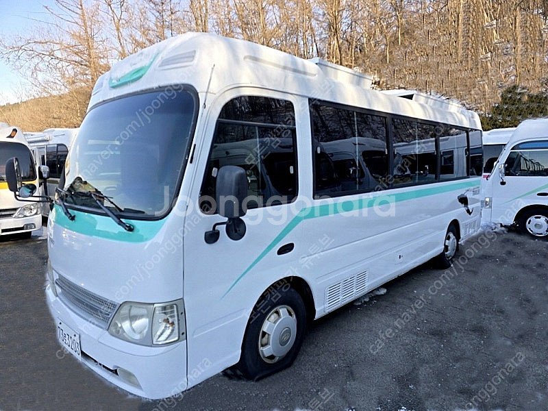 11년 카운티4인승캠핑카(롱바디,준신규,인산철+온수매트...--0