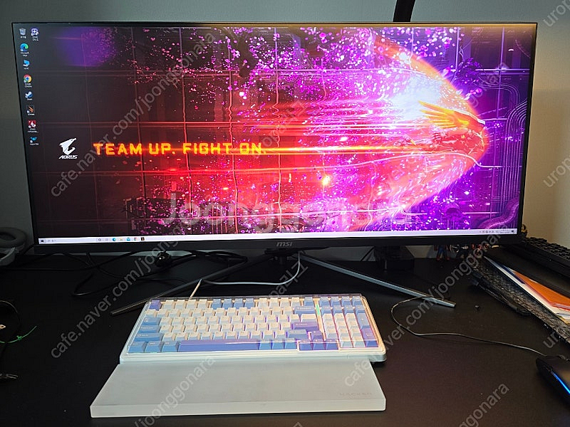 라이젠7 9800X3D RTX5080 고사양본체 판매합...--2