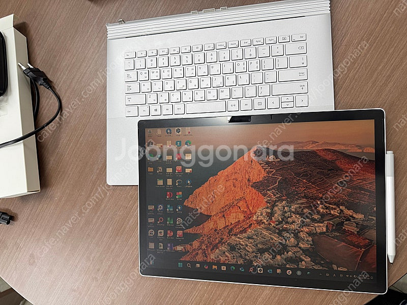 서피스북 2 i7 / RAM 16GB / SSD 1TB...--9