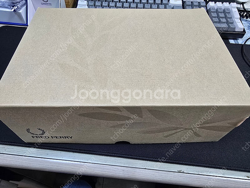 정품 프레드페리 운동화 B3200 레더 사이즈 260 팝니다! (새상품)--7