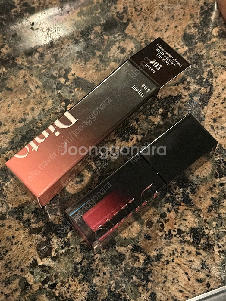 딘토 블러 글로이 틴트 205 유스티티아--0