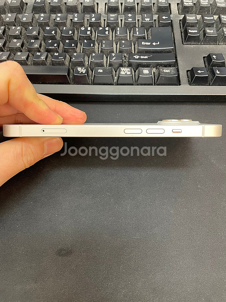 아이폰14 화이트 128GB 상태좋은 중고45만팝니다.--7