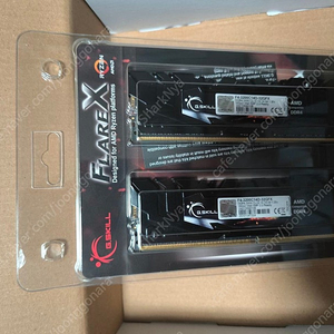 [택배거래] G.SKILL 지스킬 DDR4-3200 CL14 FLARE X 블랙 DUAL 패키지 (32GB(16Gx2)) 판매합니다.