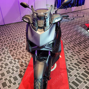 25년식 XMAX 1년인수형 배달오토바이리스