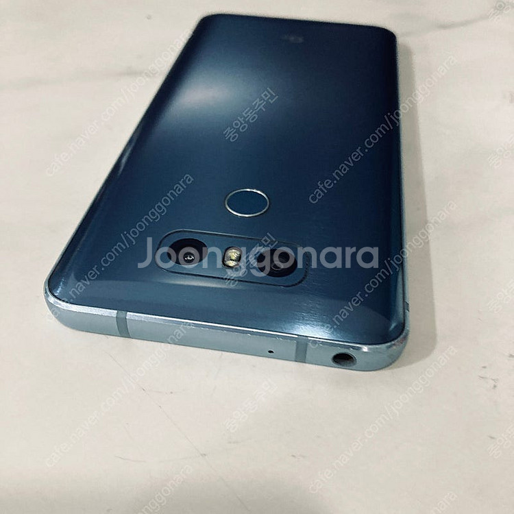 LG G6 블루 32G 매우 깔끔한기기 3만5천원 판매...--3