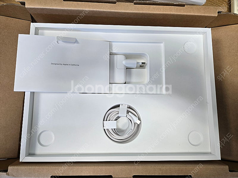 맥북에어 M2 13인치 512GB, 16GB램, 스타라...--5