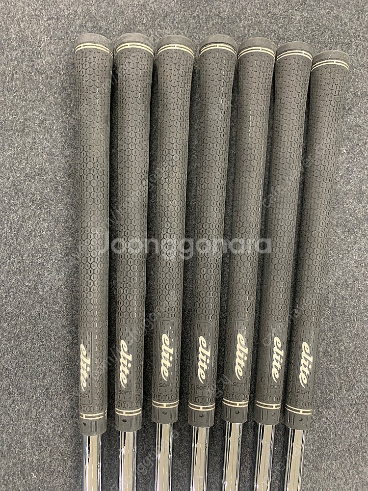 타이틀리스트 2세대 T300 NS880AMC PXG스탠드백 포함--6