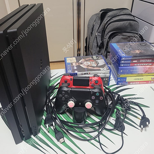 PS4 Pro 1테라 + 패드 2개, 충전거치대 (정품) + 게임 10개 일괄