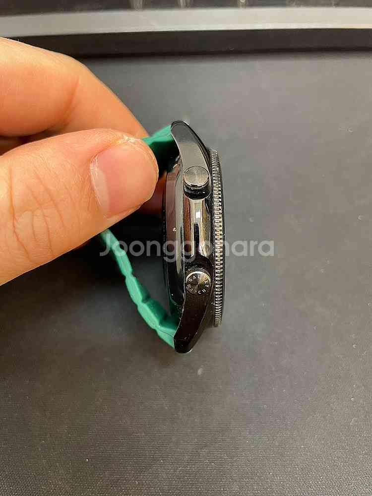 갤럭시워치3 블랙 45mm 상태좋은 중고5만 팝니다.--5