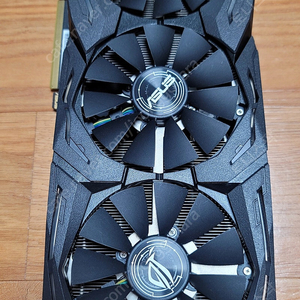 ASUS ROG STRIX 라데온 RX Vega64 O8G 베가64