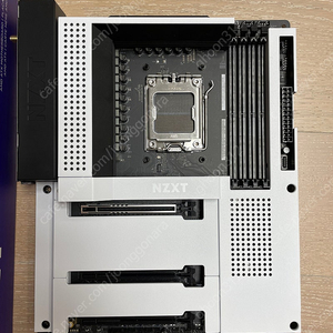 [풀박스] NZXT N7 B650E Matt White