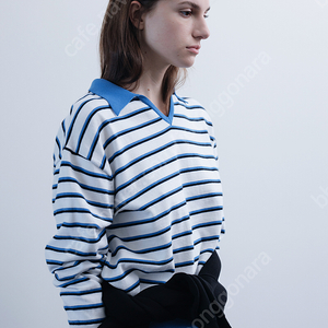 문달 Stripe Collar Knit in Blue 새상품