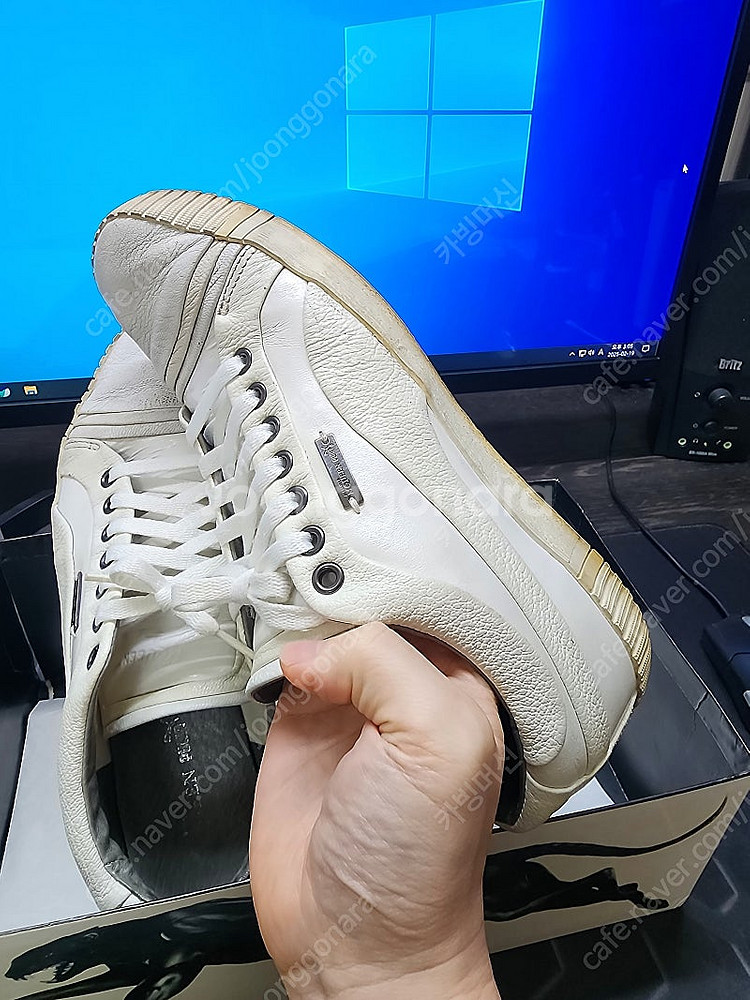 알렉산더맥퀸 스니커즈 신발 판매합니다.--0