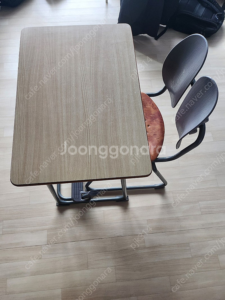 듀오백 학교 책상 의자 세트 팔아요--2