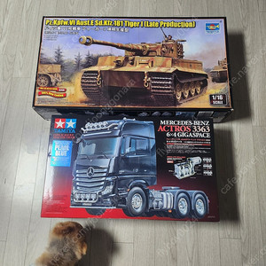 트럼페터 1/16 Tiger1 미조립 팝니다.