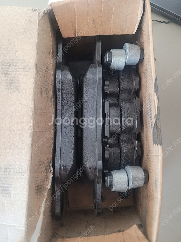 포르쉐 991 터보 브레이크 패드 정품 판매합니다.--3