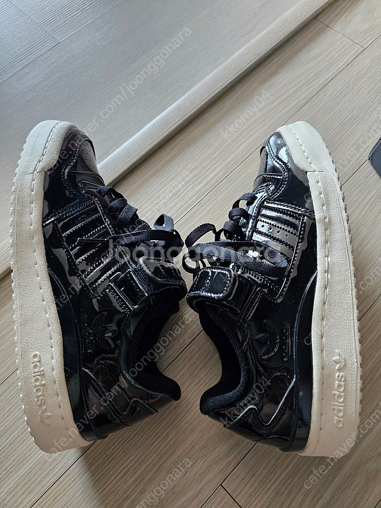 아디다스오리지날 유광블랙 아디다스 오리지널 포럼로우 유...--1