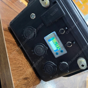 인산철 100a 12v 파워뱅크 팝니다