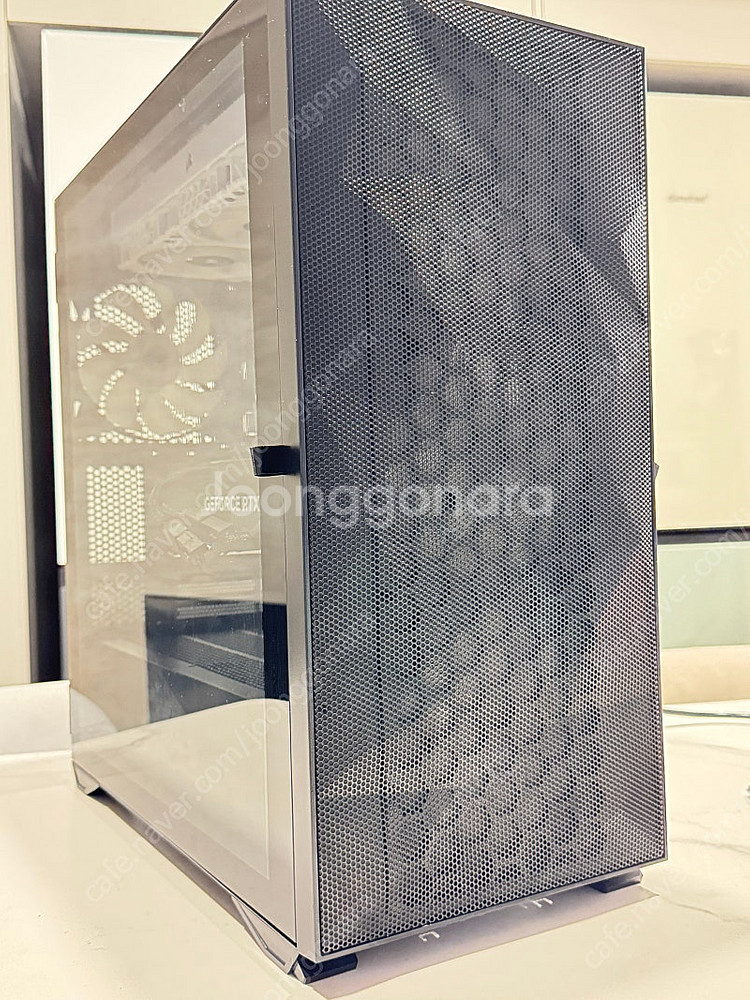 Rtx4070super 컴퓨터 본체 모니터 급쳐--1