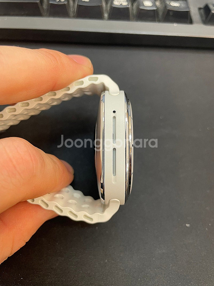 갤럭시워치7울트라 47mm LTE 화이트 상태좋은 중고...--4