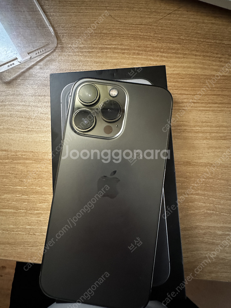 아이폰13프로 그래파이트 128gb 판매합니다--4
