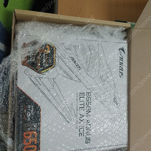 GIGABYTE B650M AORUS ELITE AX ICE 제이씨현 세제품 택배비포함 22만원