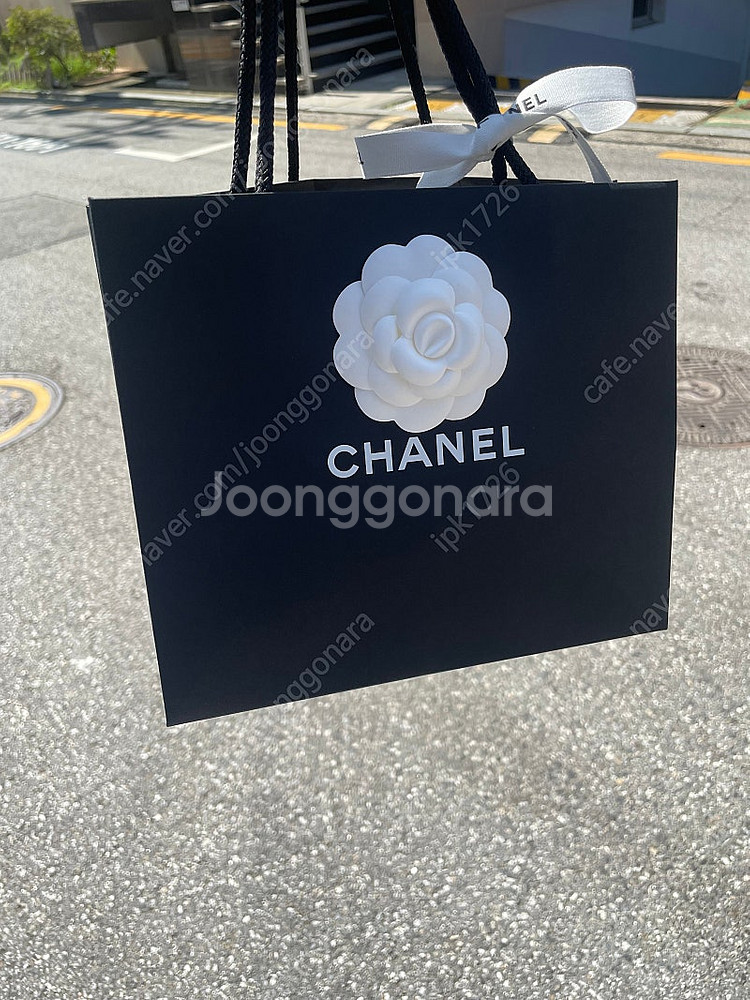 샤넬 클래식 똑딱이 카드지갑(클똑 ) 은장 새상품 판매합니다--0