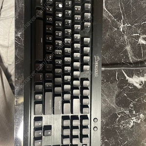 게이밍 pc 본체 + 키보드 팝니다