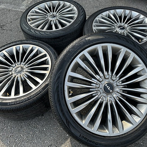 더 K9 19인치 중고 휠타이어 세트 팔아요