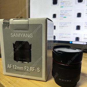 삼양 AF 12mm F2 RF-S 렌즈 팝니다