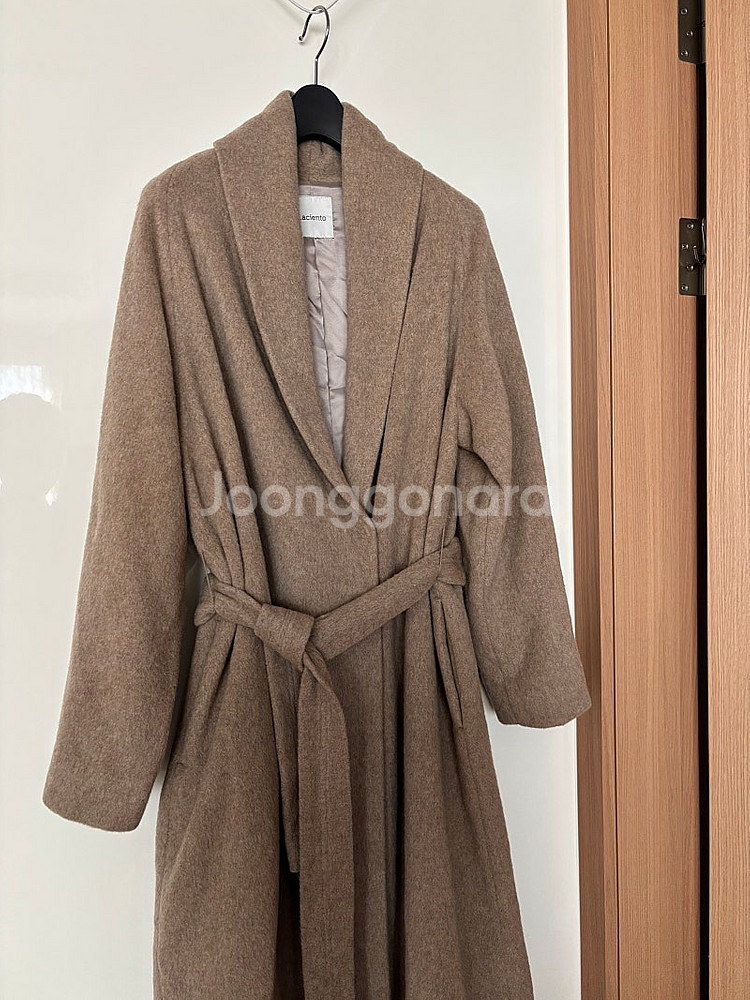 라씨엔토 울&캐시미어&라쿤 블렌드 로브 숄카라 롱코트 런칭가299,000원 (새옷) 109000원--1