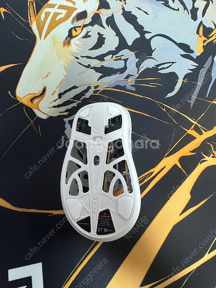 WLMouse Sword X 8K--1