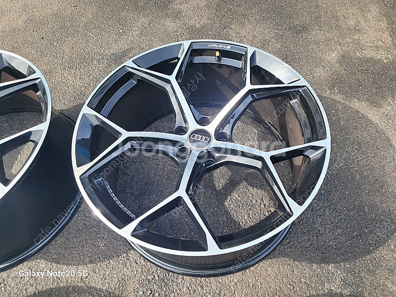 (판매) 아우디 RS7 퍼포먼스 21인치휠--4