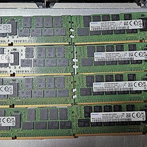 삼성 서버용 DDR4 64기가 PC4-3200AA ECC REG 램 8장 팝니다