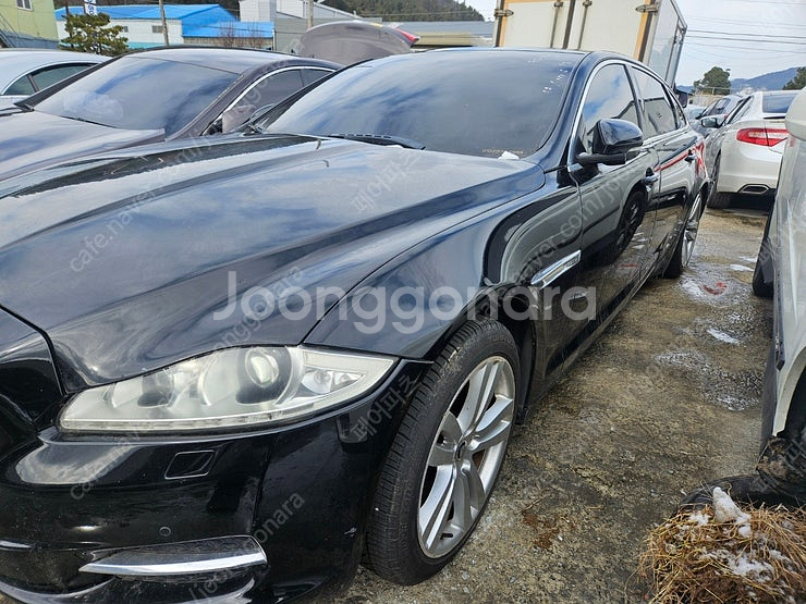 제규어 XJ 5.0 LWB P.L 2012년식 차량 중...--0
