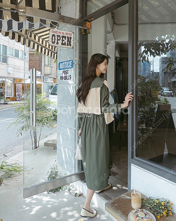 [미착용/새상품] 세일러 빅카라 스트링 플레어 롱 원피스 바스락 봄 하객룩--6